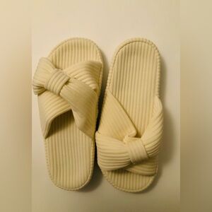 Feetfreein Slipper for women’s